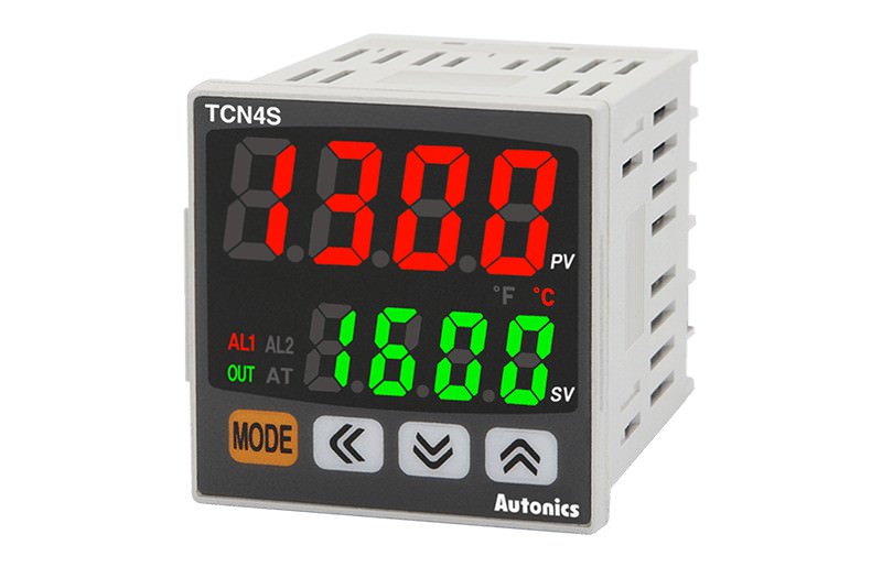 Controlador de Temperatura Salida Relé / Ssr / Alarma 2 250VCA TCN4S-24R — Autonics — AUTONICS