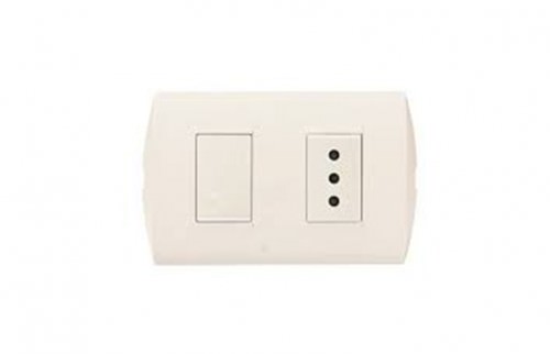 Interruptor + Toma Corriente 9/12+10A Blanco 220V 2200W 1203BN — BTicino — BTicino