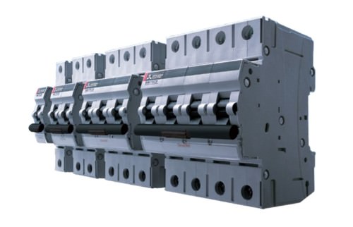 Interruptor automático 4x10A 230/400V 10kA curva C BHW-T10 Mitsubishi — Mitsubishi
