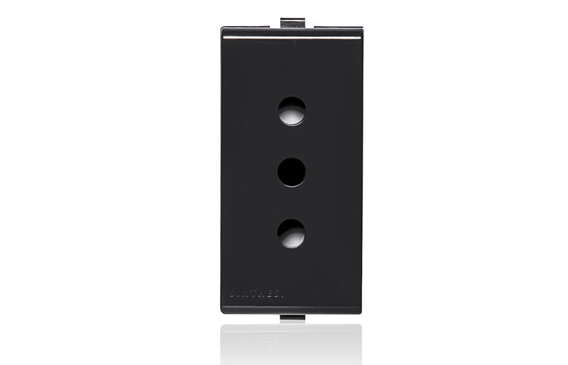 Tomacorriente Noir 1 Módulo 10A 2P+T 250V 223006 — Sinthesi — SINTHESI