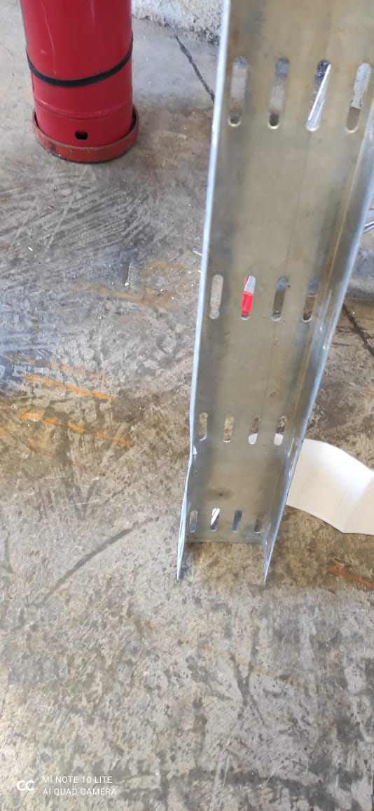 Bandeja Brpc 100X 50x3000x1.5mm Galvanizado en Caliente (Hg) 1FL0021050 — MJM — MJM
