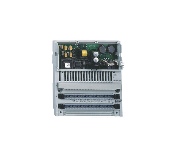 Controlador Programable 4 AI/2 Ao 4 DI/2 170AMM09000 — Schneider Electric — Schneider Electric