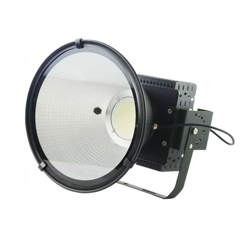Foco Estadio - 500W 3000K IP66 Sec (CAM500DH)