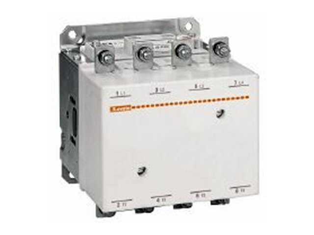 Contactor 4x550A bobina 240VAC 11B400400220 Lovato — Lovato