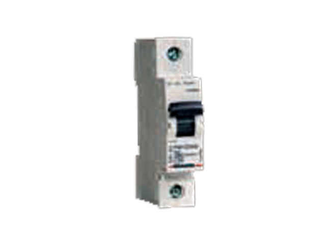 Interruptor automático 16A 6kA FN81CEW16 Bticino — Bticino