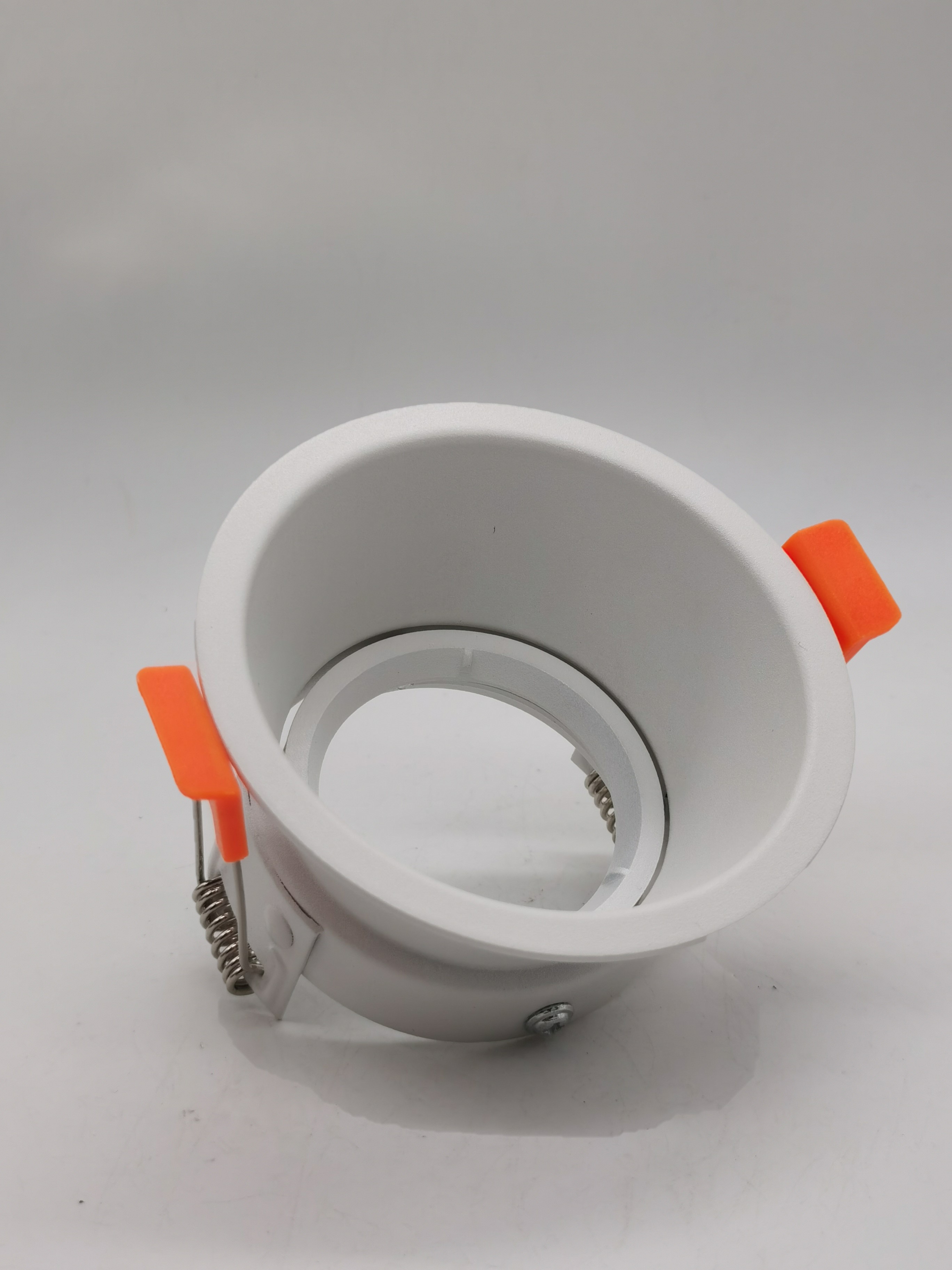 Foco Emb GU10 Refl Retraido Bl 88x75mm 278700025 — Darlux — Darlux