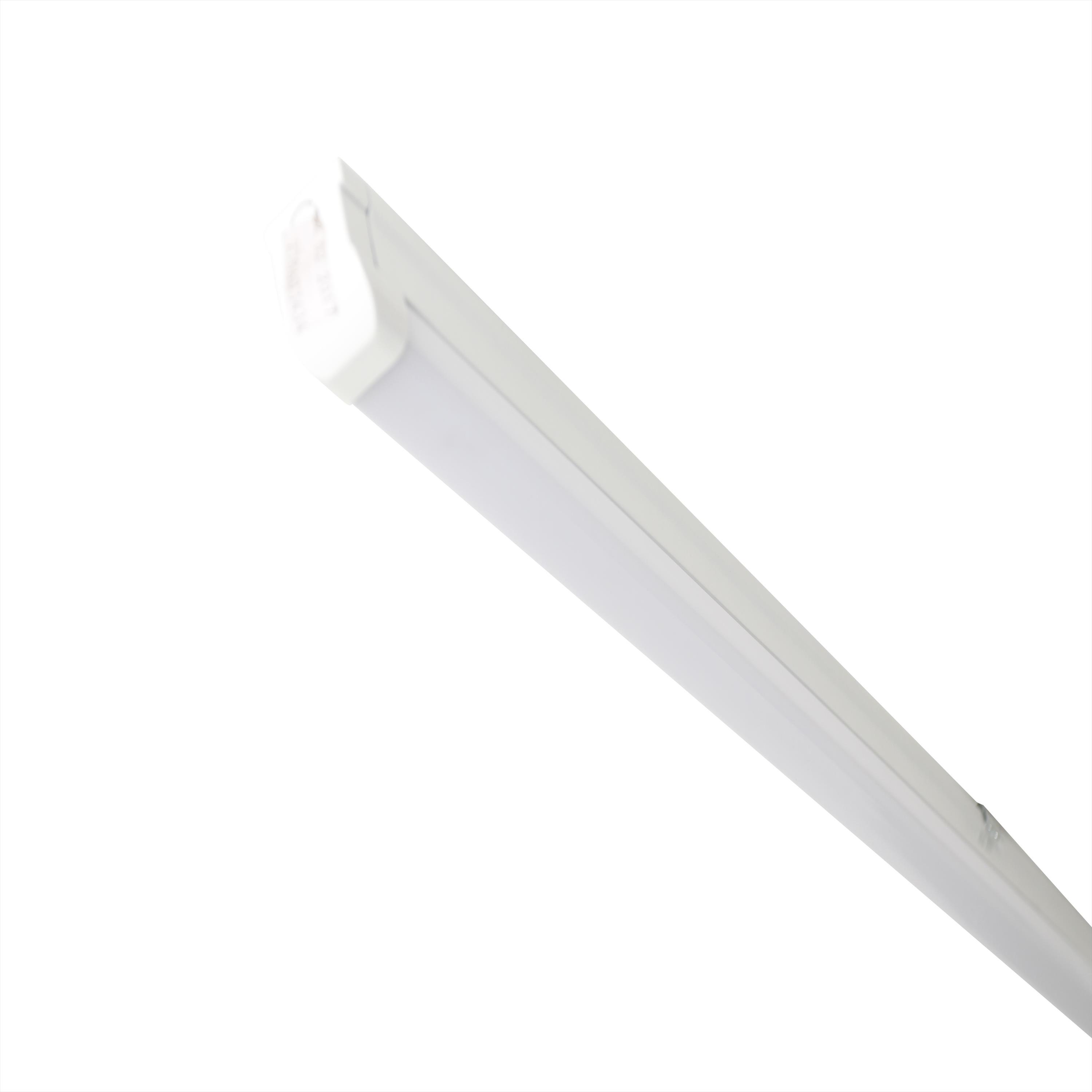 Regleta LED 8W 800lm 600mm 4K IP20 278603125 — Darlux — Darlux