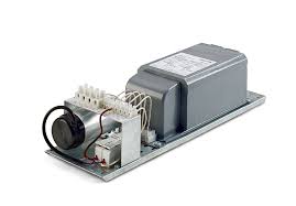 Ballast Arena Vision ECB330 MHNSE2000W 380430V Fu 910925726212 — Philips — Philips