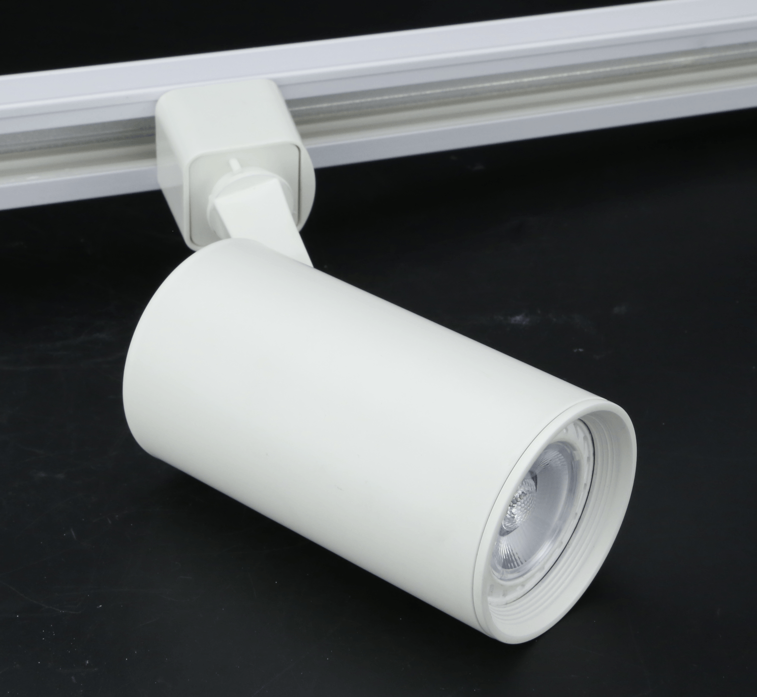 Foco PAR20 Blanco para Riel Base E27 7014964 — Ledvance — Ledvance
