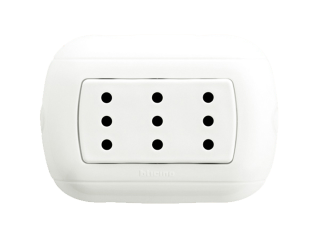 Enchufe Hembra Triple Oval 10A Color Blanco P93B — BTicino — Bticino