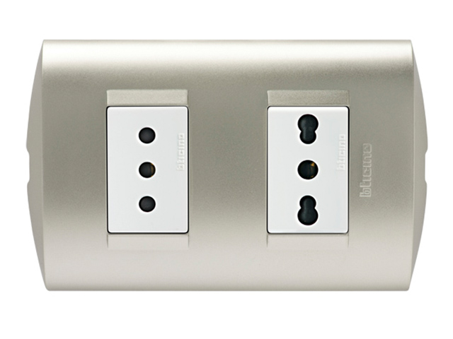 Enchufe Hembra Doble Modus Style Armadacolor Blanco/perla AE2288EBNA — BTicino — Bticino