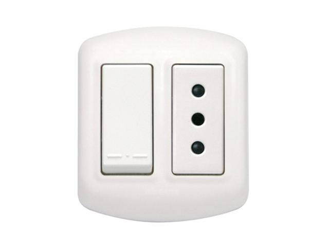 Interruptor (9/12) + Enchufe Hembra Modus Plus Sobrepuesta Casquete Color Blanco CAL1203BN — BTicino — BTicino
