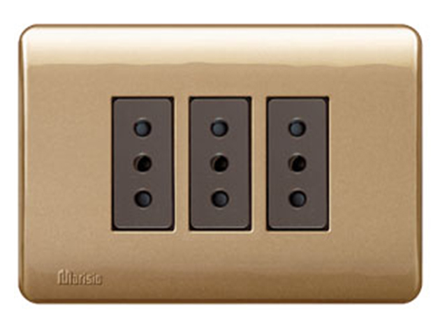 Placa Genesis Armada con Toma Corriente Triple 10A 2P+T, Dorado MWD130347818 — Schneider Electric — Schneider Electric