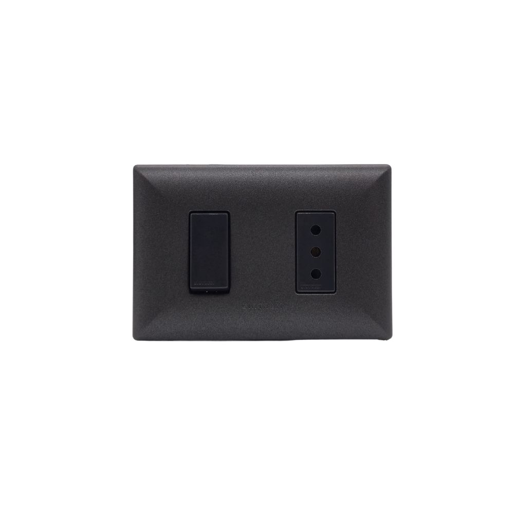 Placa Interruptor 9/12 1 Módulo + Tomacorriente 10A Armado S17 Grafito-noir 1794052 — Sinthesi — Sinthesi
