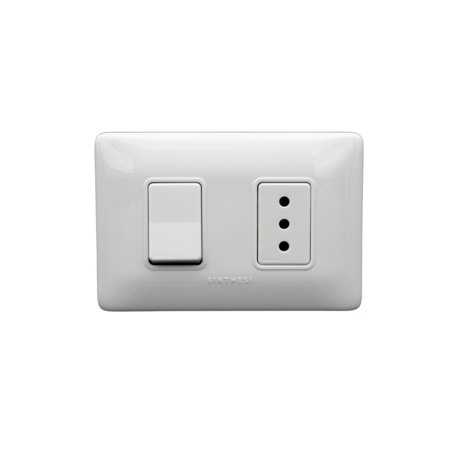Placa Interruptor 9/12 1 Módulo + Tomacorriente 10A S12 Blanco 1294001 — Sinthesi — Sinthesi