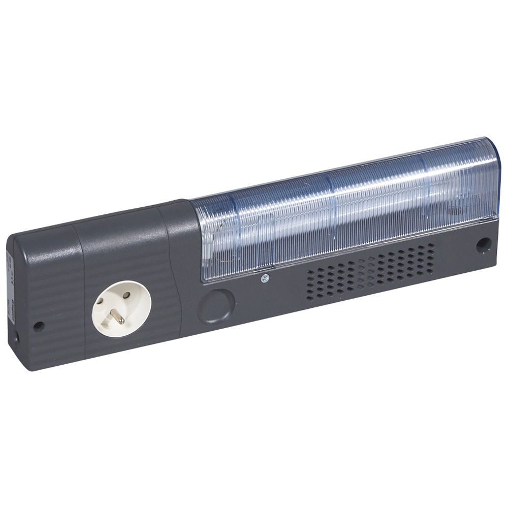 Kit Ilum 11W Con Toma 2P+T 48232 — Legrand — Legrand