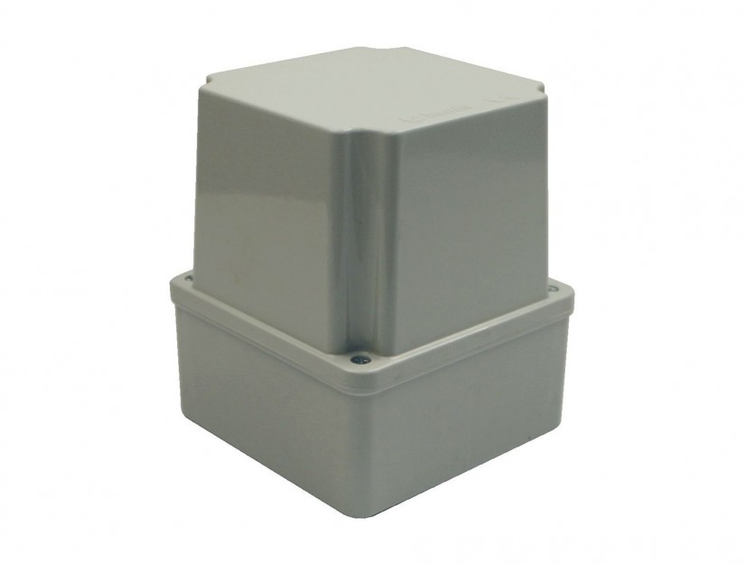 Caja Estanca IP44, Libre de Halogenos, 2 Salidas, 120x120x140mm, Bemis 11235835 — FNX — FNX