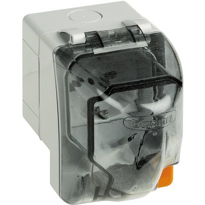 Idrobox Caja Con Puerta Trans 2 Mod Matix 26066 — BTicino — BTicino