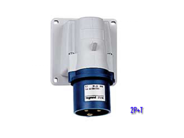 Macho Industrial Sobrepuesto 220V 32A 2P+T IP44 58284 — Legrand — Legrand