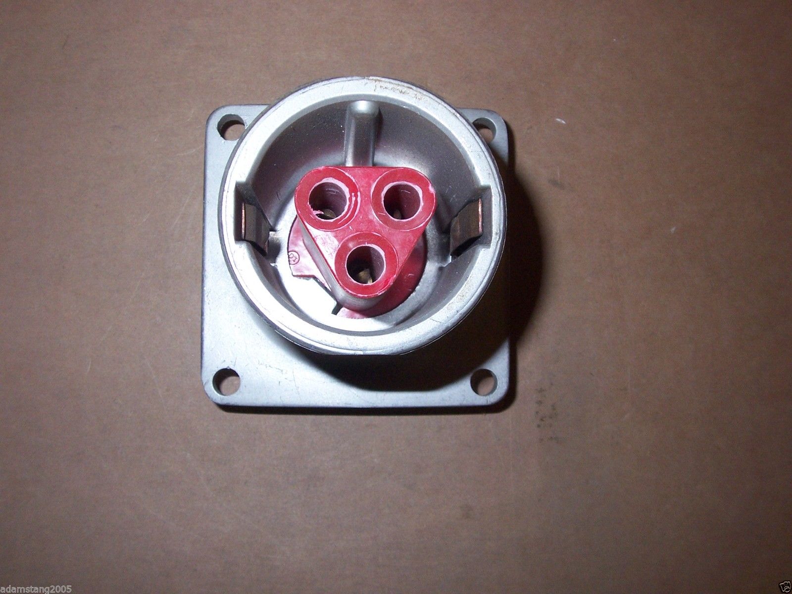 Ch Enchufe Hembra 600 60A 3WI 3P AR637 — Crouse Hinds — Crouse Hinds