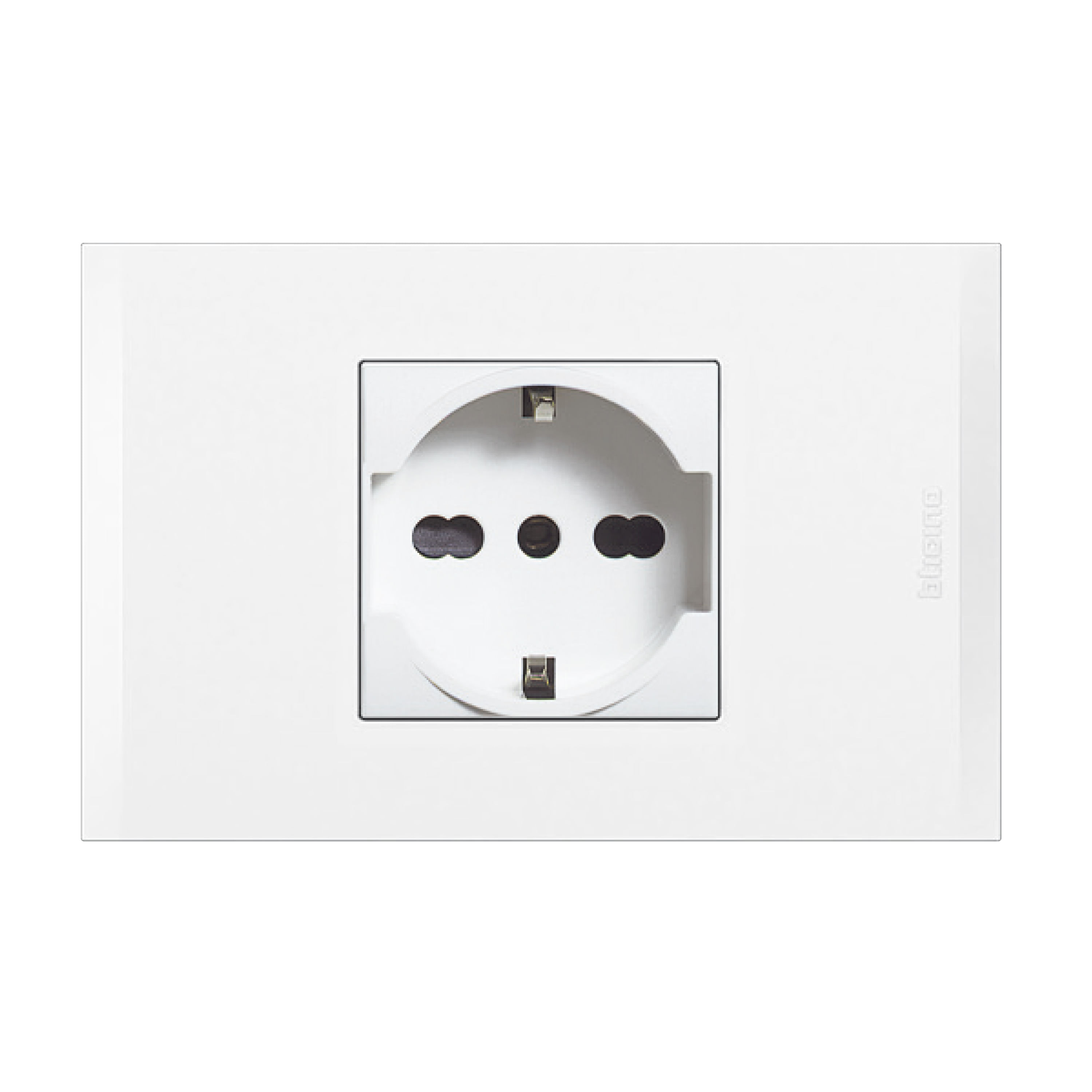 Enchufe Schuko 2P+T 10A/16A 250V Blanco Armado Nobile AF2150EB (149509) — BTICINO
