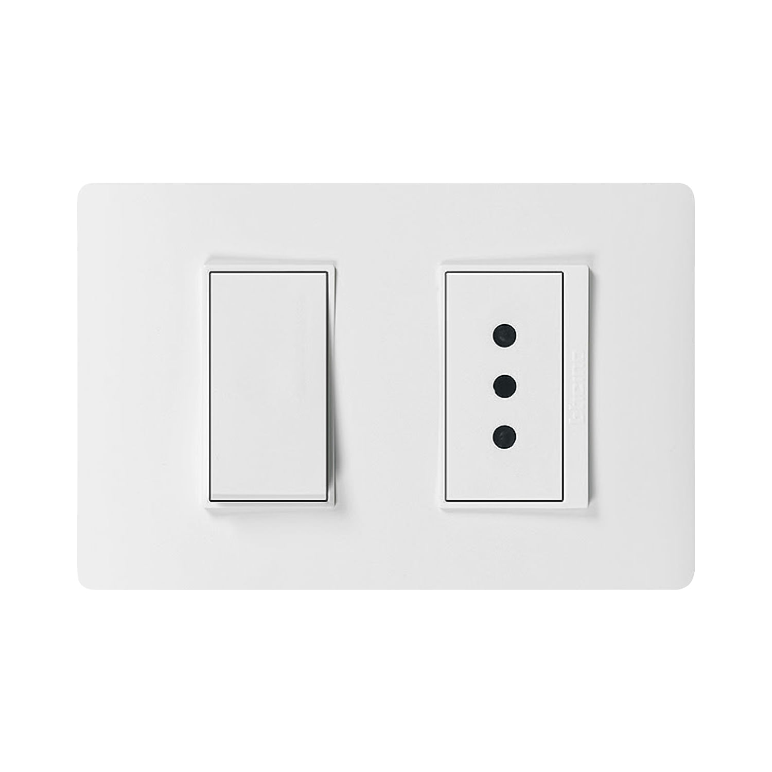 Interruptor 9/12+ENCHUFE 2P+T 10A 250V Blanco Armado Luzica PU1214 (154908) — BTICINO