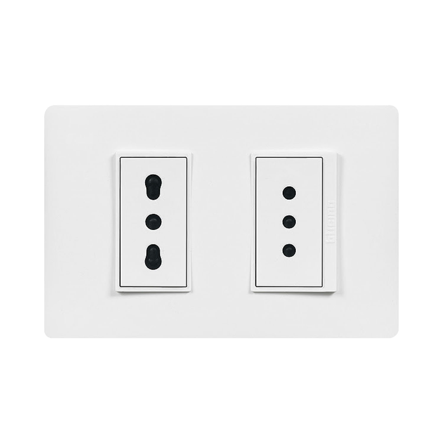 Enchufe 2P+T10 + 2P+T10/16 Armado Blanco Luzica PU1293 (154910) — BTICINO