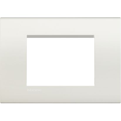 Placa 3 Puestos Blanca LNA4803BI Living Light (158879) — BTicino