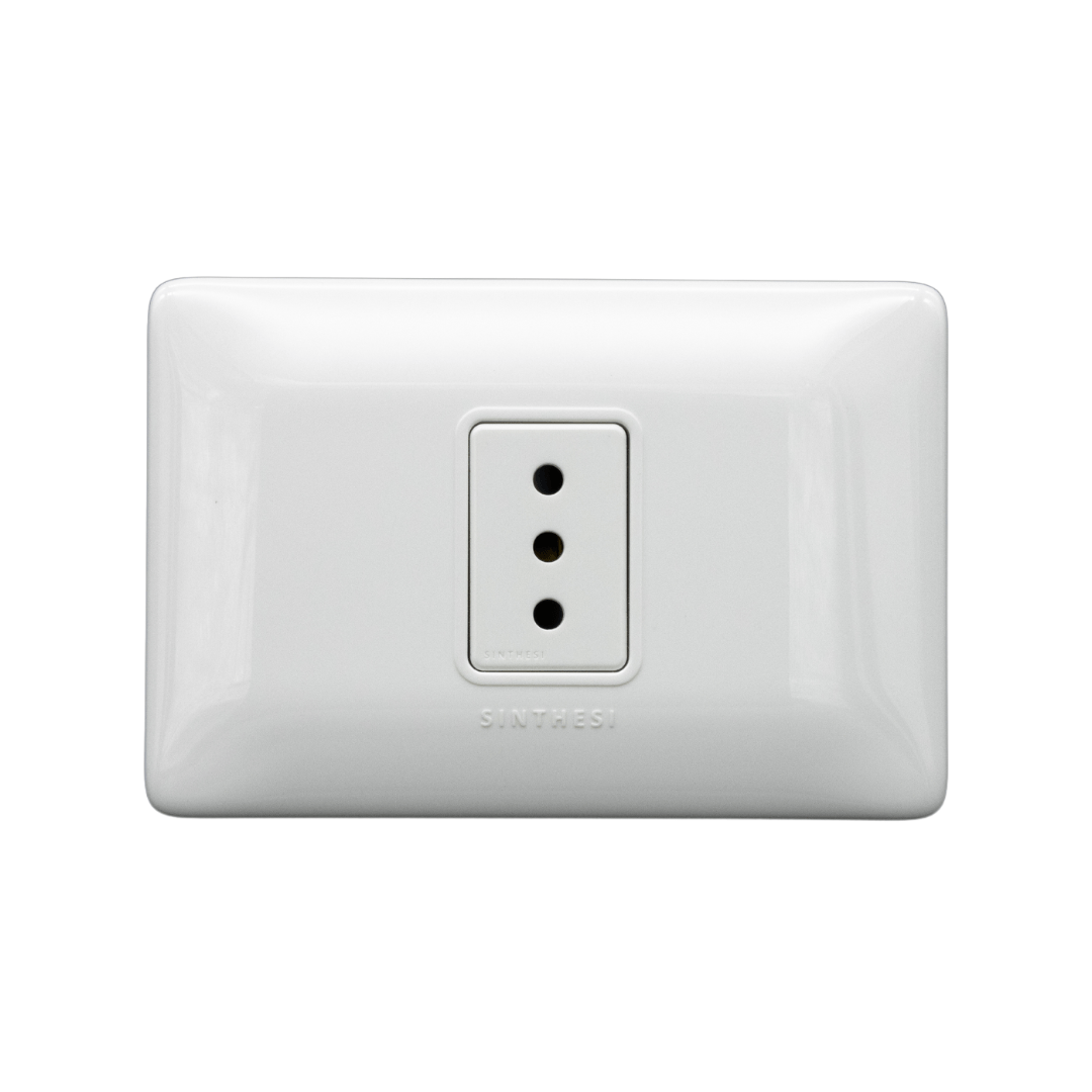Enchufe Simple 2P+T 10A S12 Blanco 1295101 — Sinthesi — Sinthesi