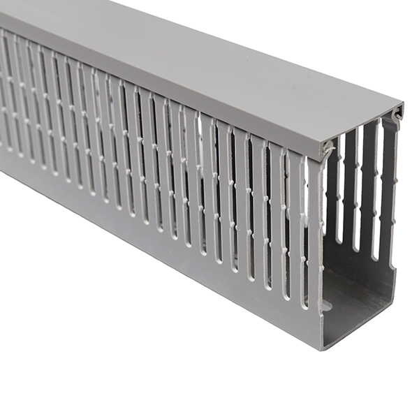 Canaleta Ranurada Pxc3 80X40 2 Metros — Tosunlux