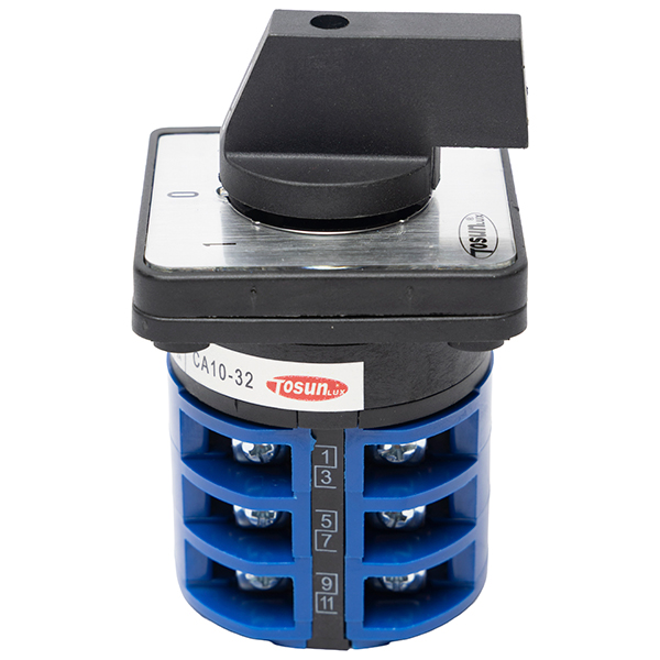 Conmutador Universal Azul 32A Aisl.690V — Tosunlux